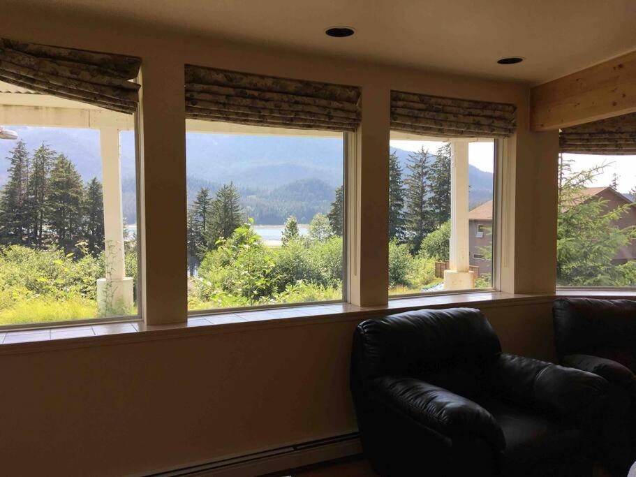 Kelli Creek Cottage - Reduced Price On Tours Джуно Номер фото