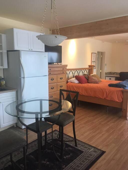Kelli Creek Cottage - Reduced Price On Tours Джуно Номер фото
