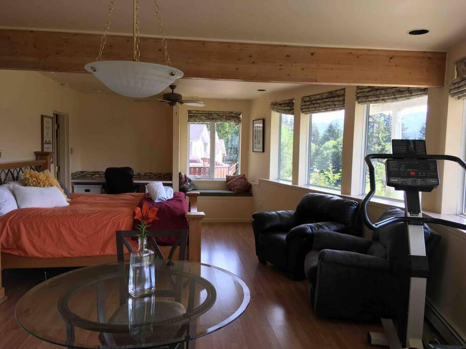 Kelli Creek Cottage - Reduced Price On Tours Джуно Номер фото