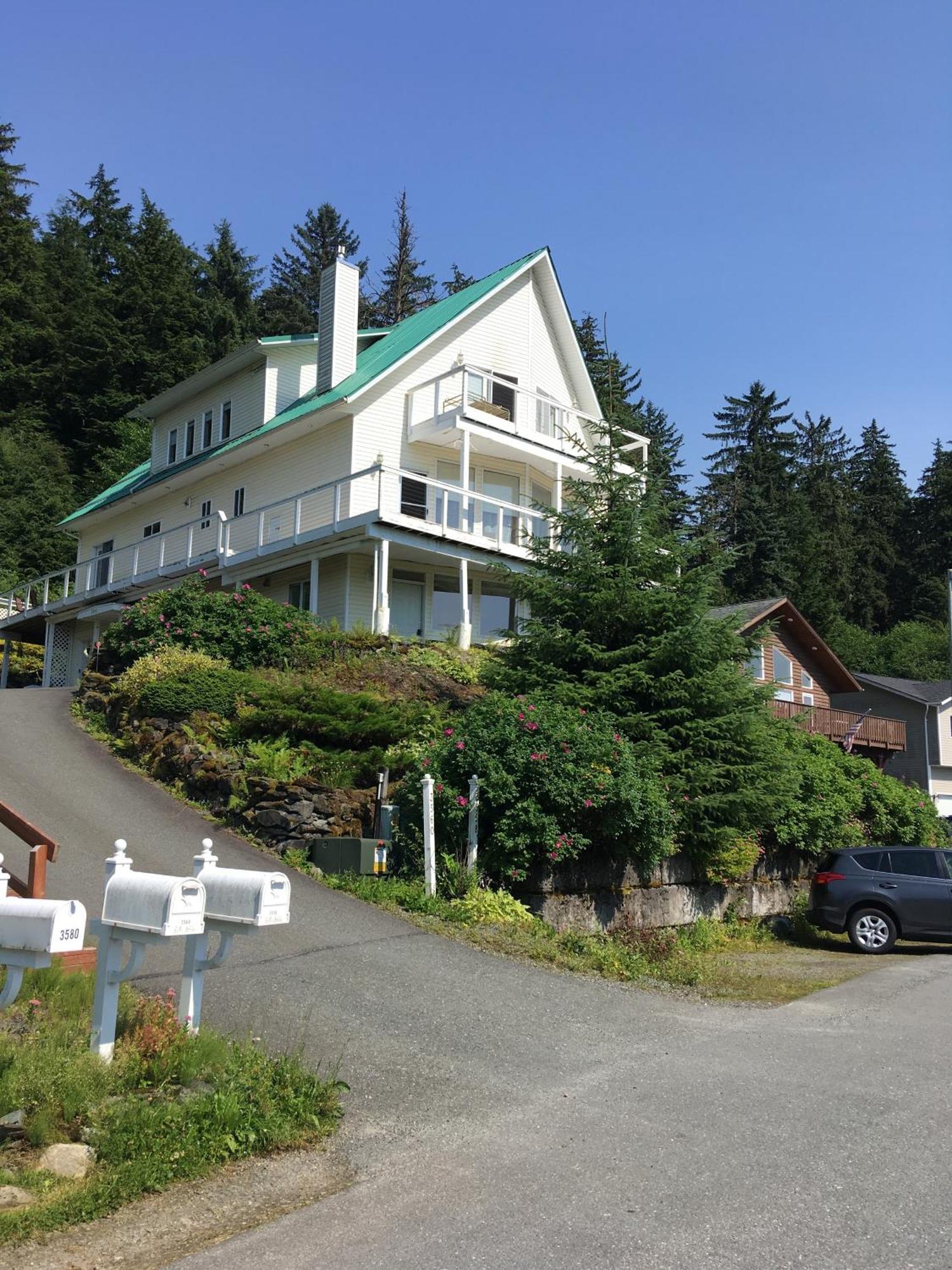 Kelli Creek Cottage - Reduced Price On Tours Джуно Екстер'єр фото